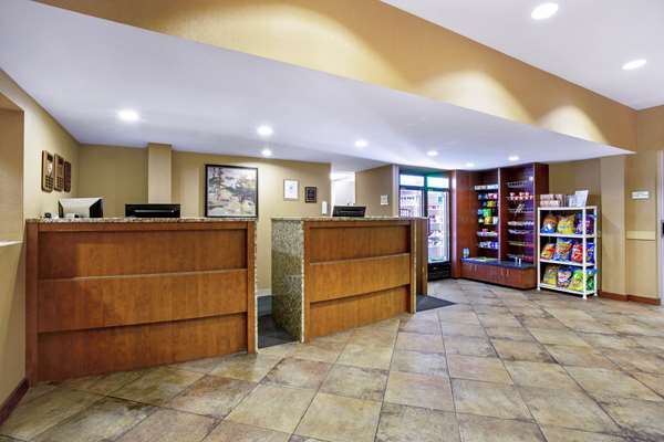  - La Quinta Inn & Suites Manchester
