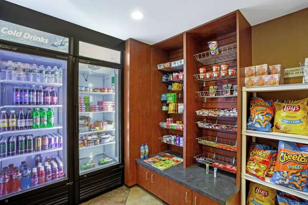  - La Quinta Inn & Suites Manchester