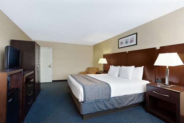  - La Quinta Inn & Suites Manchester