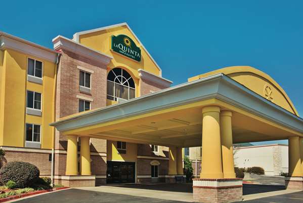 Exterior view - La Quinta Inn & Suites Hot Springs