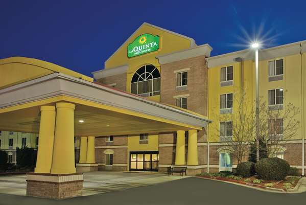 Exterior view - La Quinta Inn & Suites Hot Springs