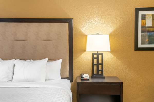  - La Quinta Inn & Suites Hot Springs