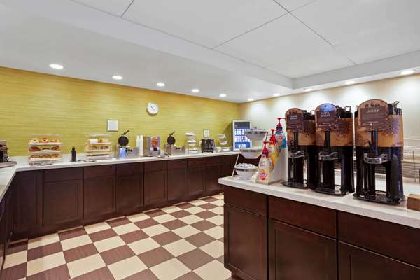  - La Quinta Inn & Suites Springfield