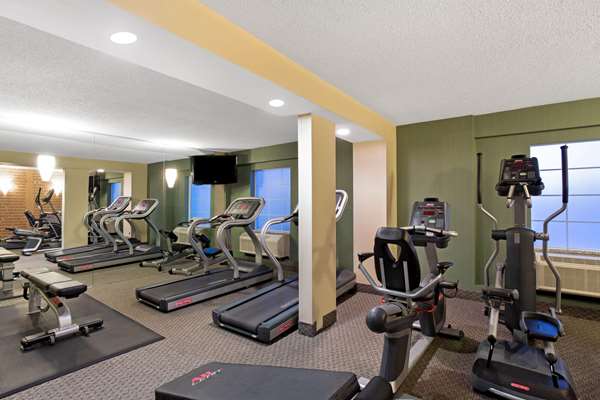 Fitness/ Exercise Room - La Quinta Inn & Suites Springfield