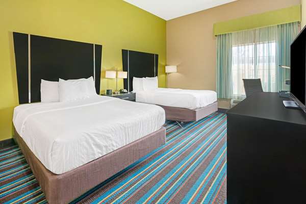  - La Quinta Inn & Suites Muskogee