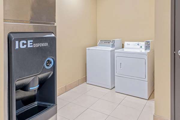 Amenities - La Quinta Inn & Suites Muskogee