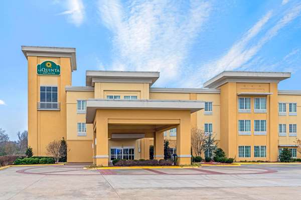 Exterior view - La Quinta Inn & Suites Muskogee