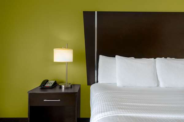  - La Quinta Inn & Suites Muskogee