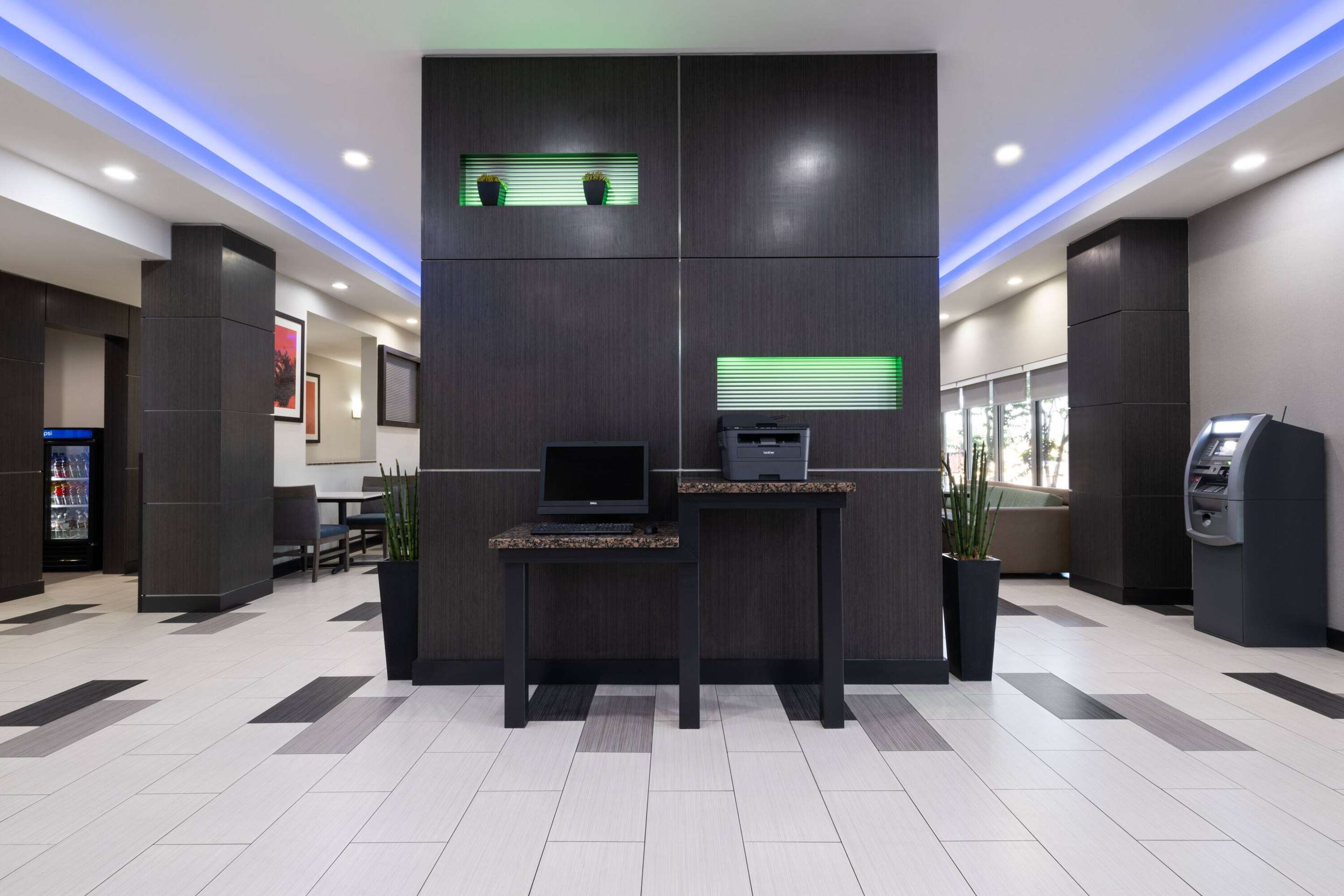 Business Center | La Quinta Inn & Suites by Wyndham Muskogee