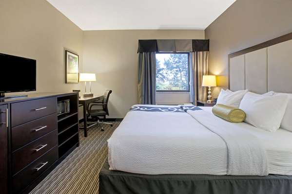  - La Quinta Inn & Suites Detroit Metro Airport Romulus