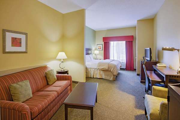  - La Quinta Inn & Suites Doswell - I-95, Exit 98