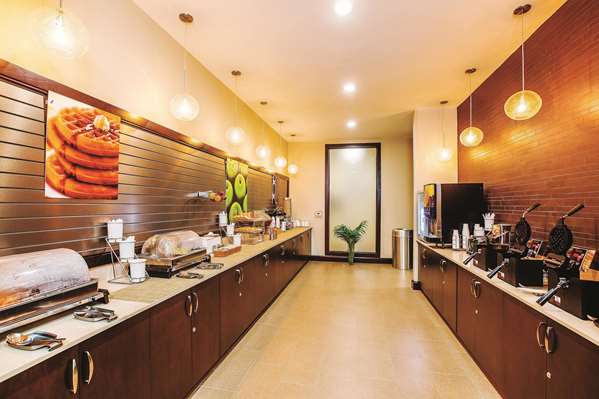  - La Quinta Inn & Suites Cotulla