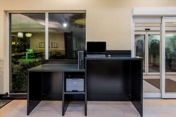 Conference Area - La Quinta Inn & Suites Marshall - I-20, Exit 617