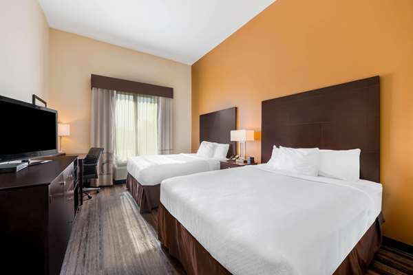  - La Quinta Inn & Suites Marshall - I-20, Exit 617