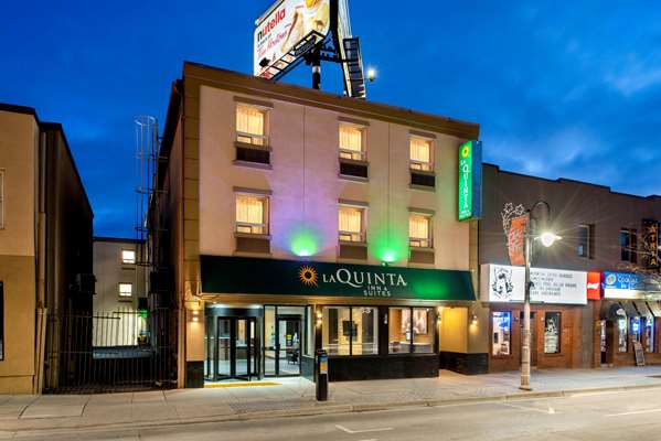 Exterior view - La Quinta Inn & Suites Oshawa