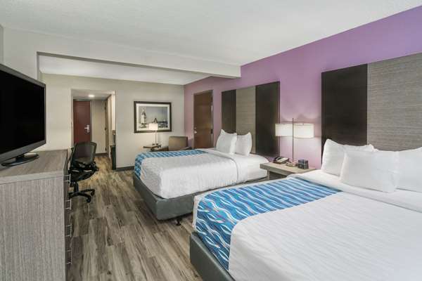  - La Quinta Inn & Suites Clarksville - I-24, Exit 4