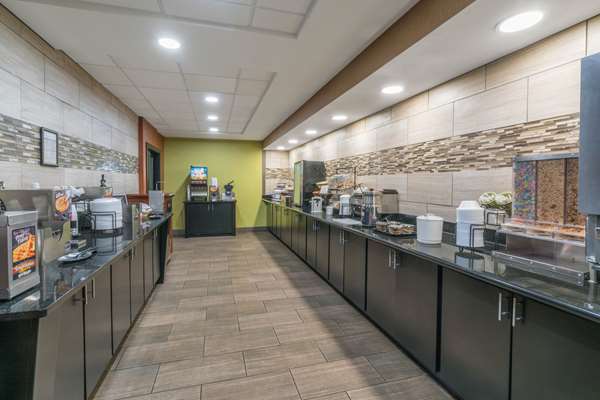  - La Quinta Inn & Suites Clarksville - I-24, Exit 4