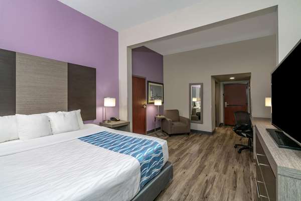  - La Quinta Inn & Suites Clarksville - I-24, Exit 4