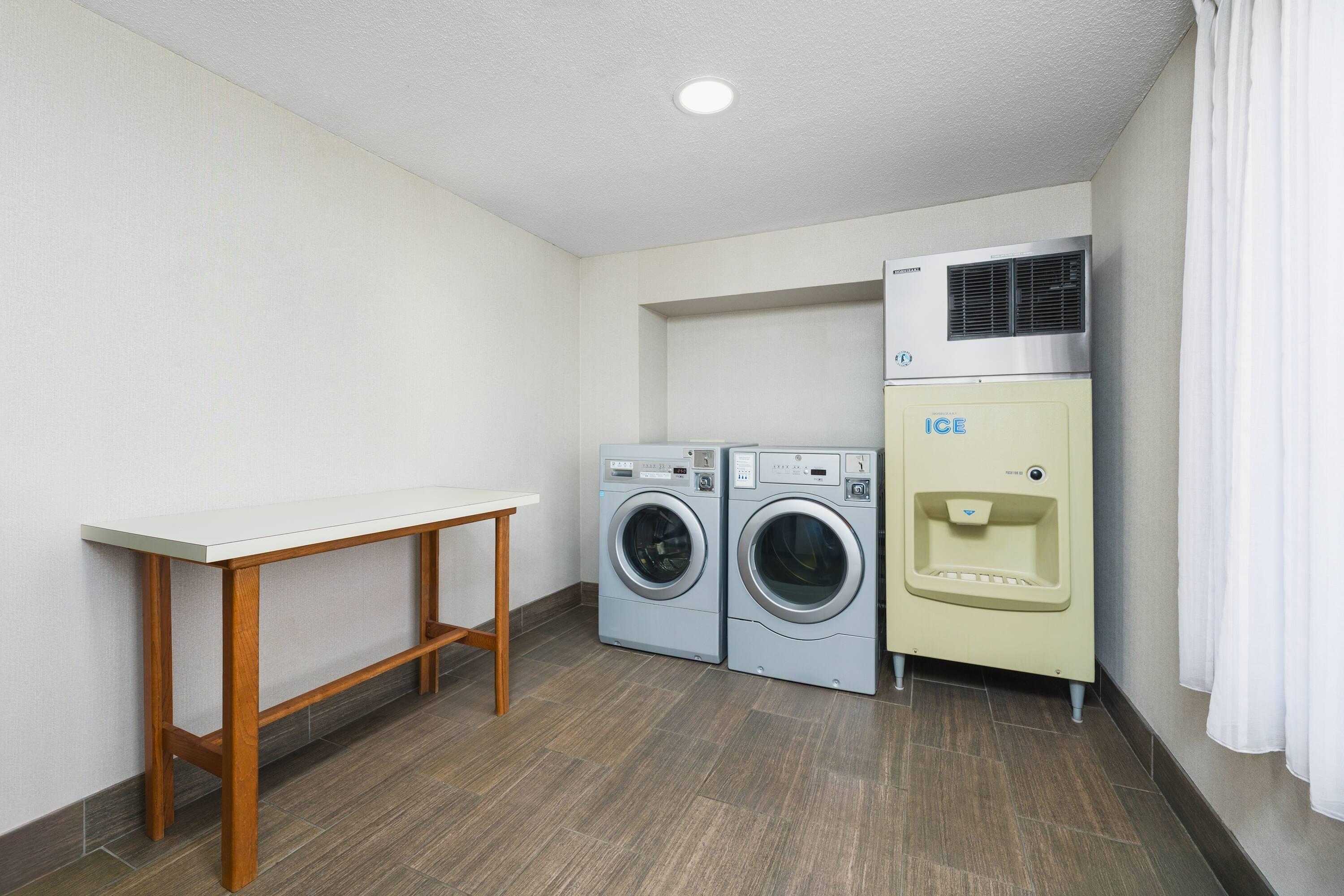 Laundry | La Quinta Inn & Suites by Wyndham Clarksville