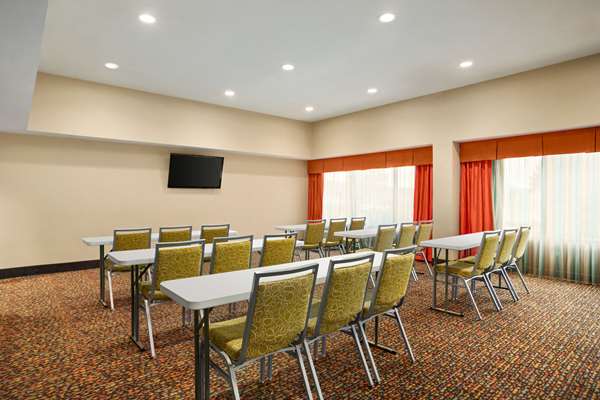  - La Quinta Inn & Suites Midlothian