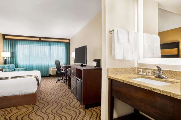  - La Quinta Inn & Suites Midlothian