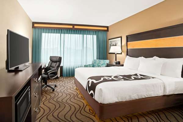  - La Quinta Inn & Suites Midlothian