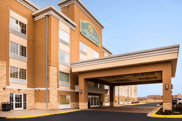 Exterior view - La Quinta Inn & Suites Rochester