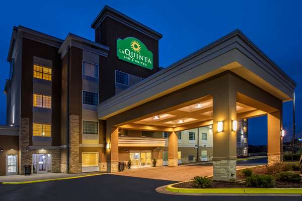 Exterior view - La Quinta Inn & Suites Rochester
