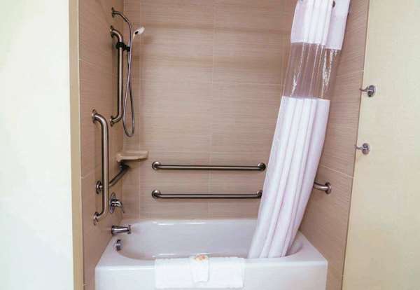  - La Quinta Inn & Suites Grand Forks - I-29, Exit 140