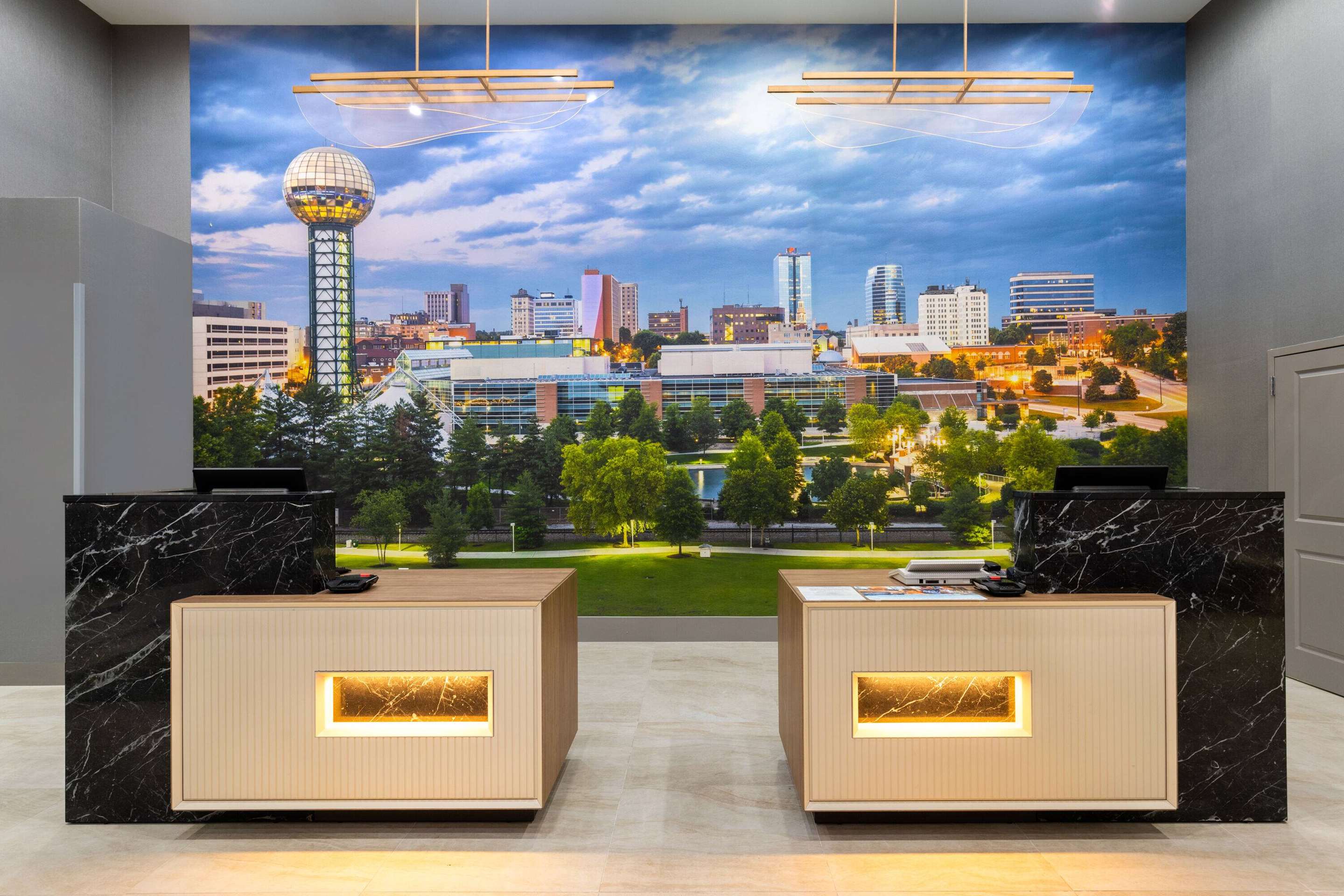 Reception | La Quinta by Wyndham Knoxville Central Papermill