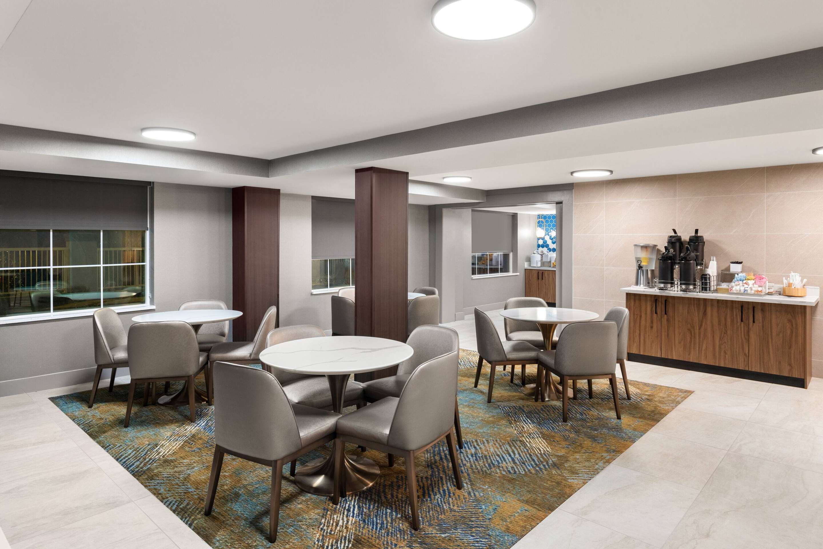 Property amenity | La Quinta by Wyndham Knoxville Central Papermill