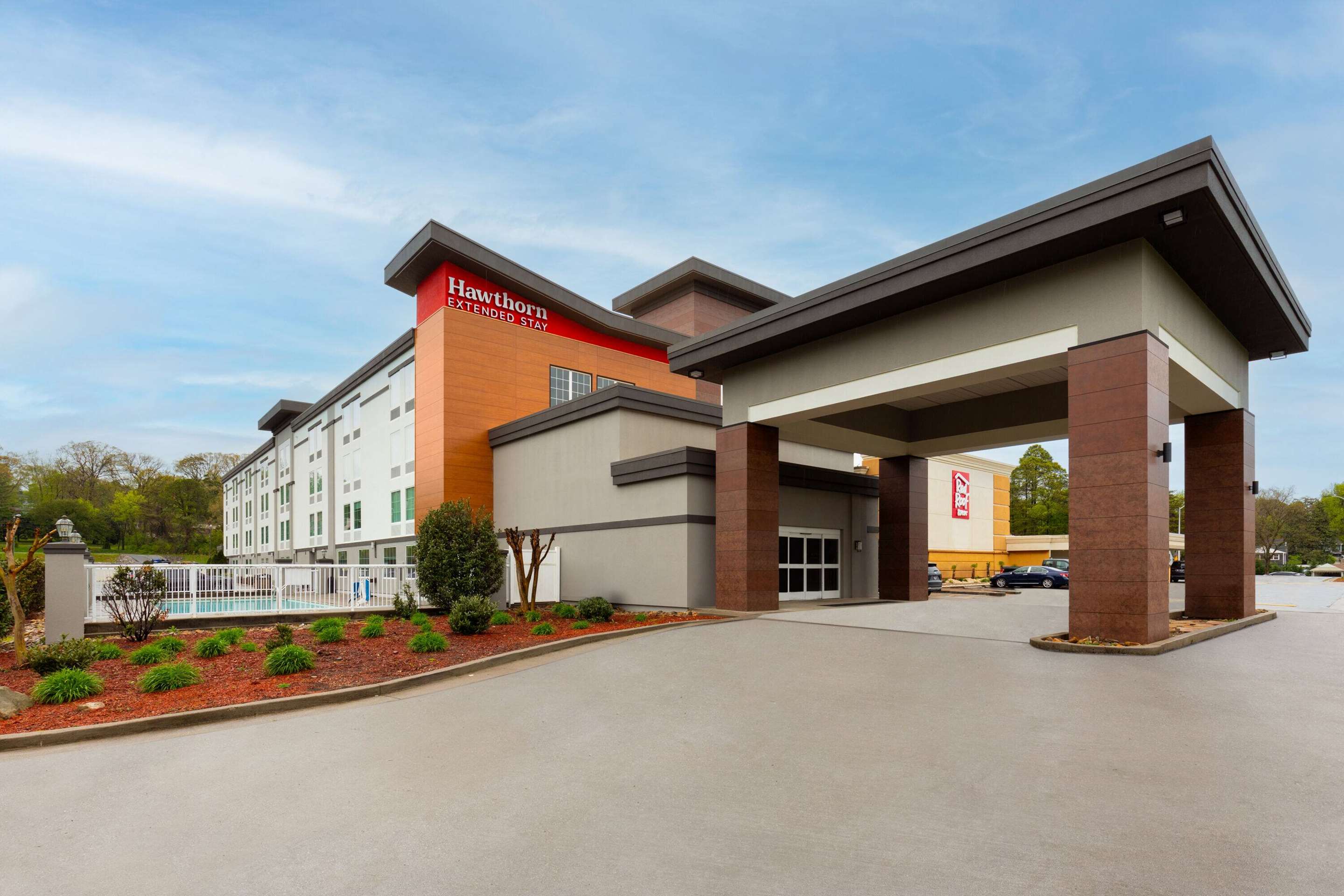 Exterior | La Quinta by Wyndham Knoxville Central Papermill