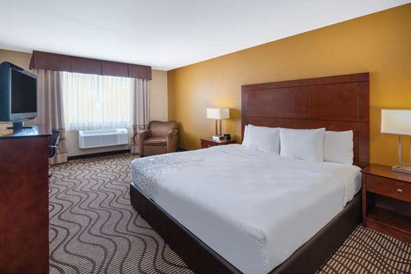  - La Quinta Inn & Suites Castle Rock - I-25, Exit 182