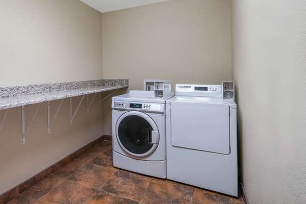 Amenities - La Quinta Inn & Suites Castle Rock - I-25, Exit 182