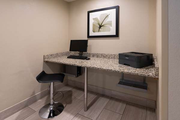 Conference Area - La Quinta Inn & Suites Castle Rock - I-25, Exit 182