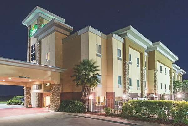 Exterior view - La Quinta Inn & Suites Mathis