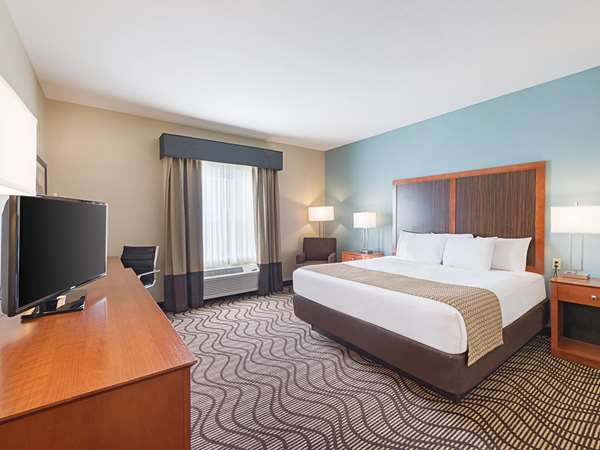  - La Quinta Inn & Suites Mathis