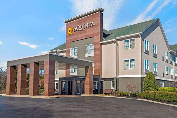 Exterior view - La Quinta Inn & Suites Lebanon - I-40, Exit 238