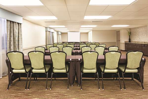  - La Quinta Inn & Suites Bonita Springs