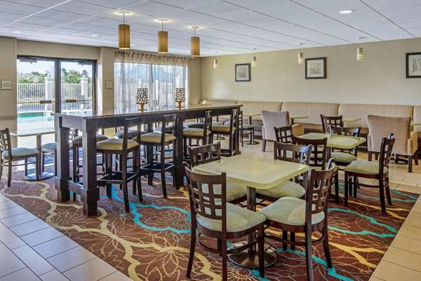  - La Quinta Inn & Suites Bonita Springs