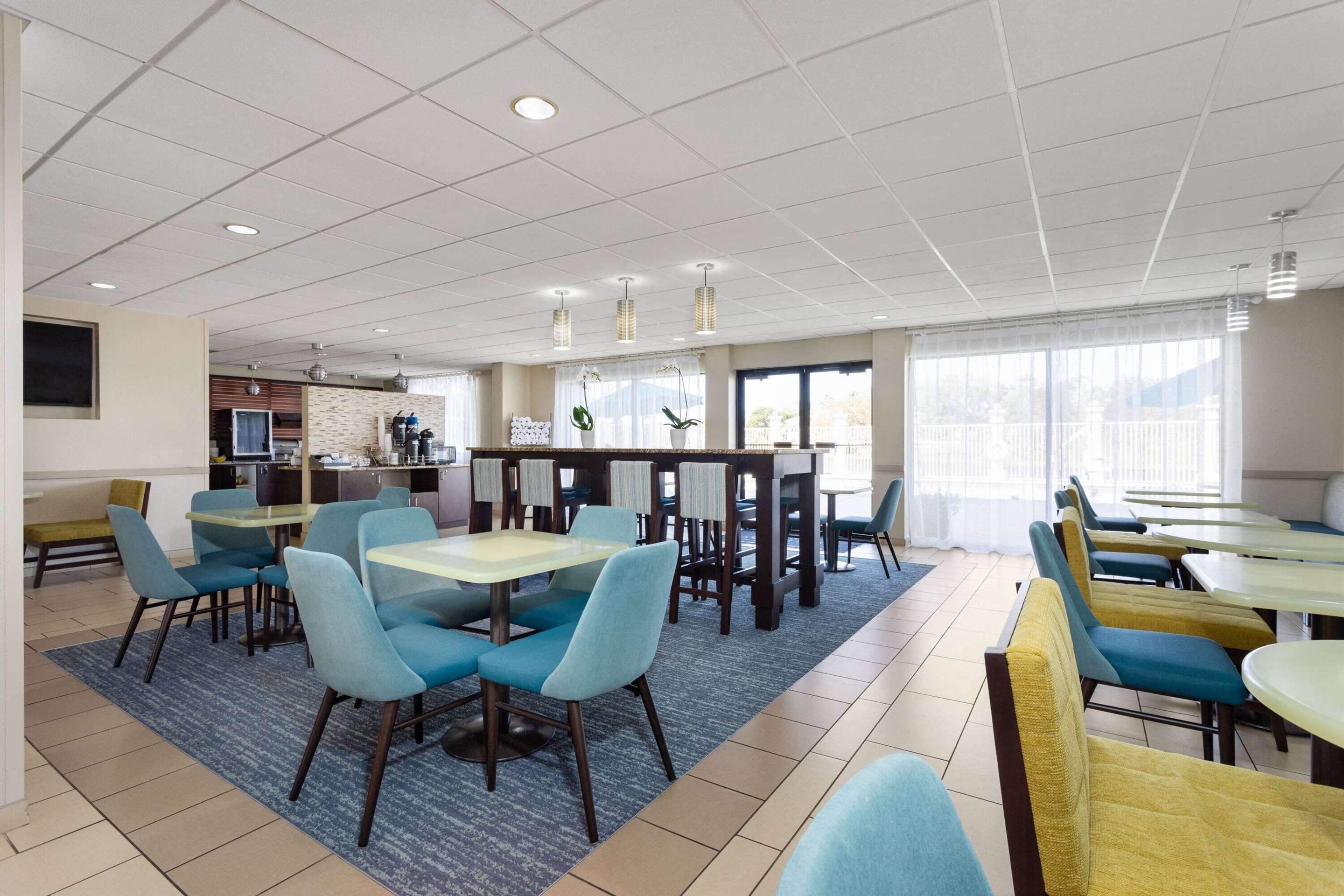 Property amenity | La Quinta Inn & Suites by Wyndham Bonita Springs Naples N.