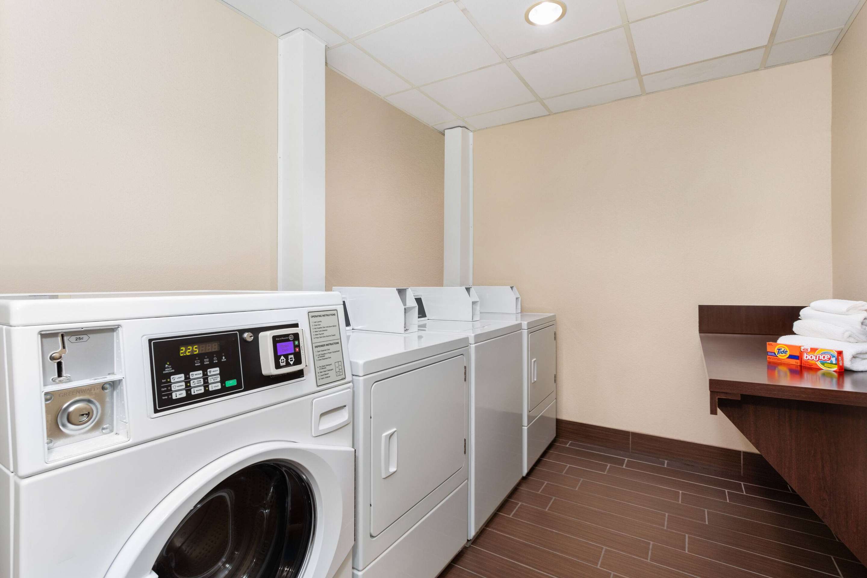 Laundry | La Quinta Inn & Suites by Wyndham Bonita Springs Naples N.