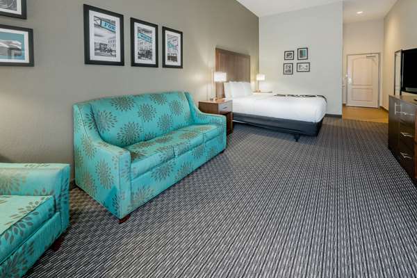Suite - La Quinta Inn & Suites Eastchase Fort Worth - I-30, Exit 24