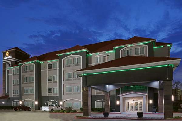 Exterior view - La Quinta Inn & Suites Eastchase Fort Worth - I-30, Exit 24