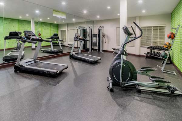 Fitness/ Exercise Room - La Quinta Inn & Suites Eastchase Fort Worth - I-30, Exit 24