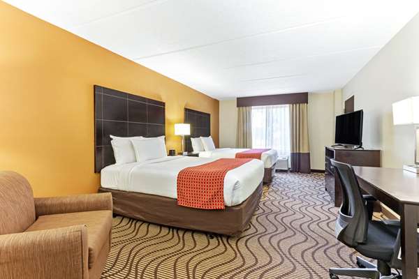  - La Quinta Inn & Suites North Tampa - I-75, Exit 270