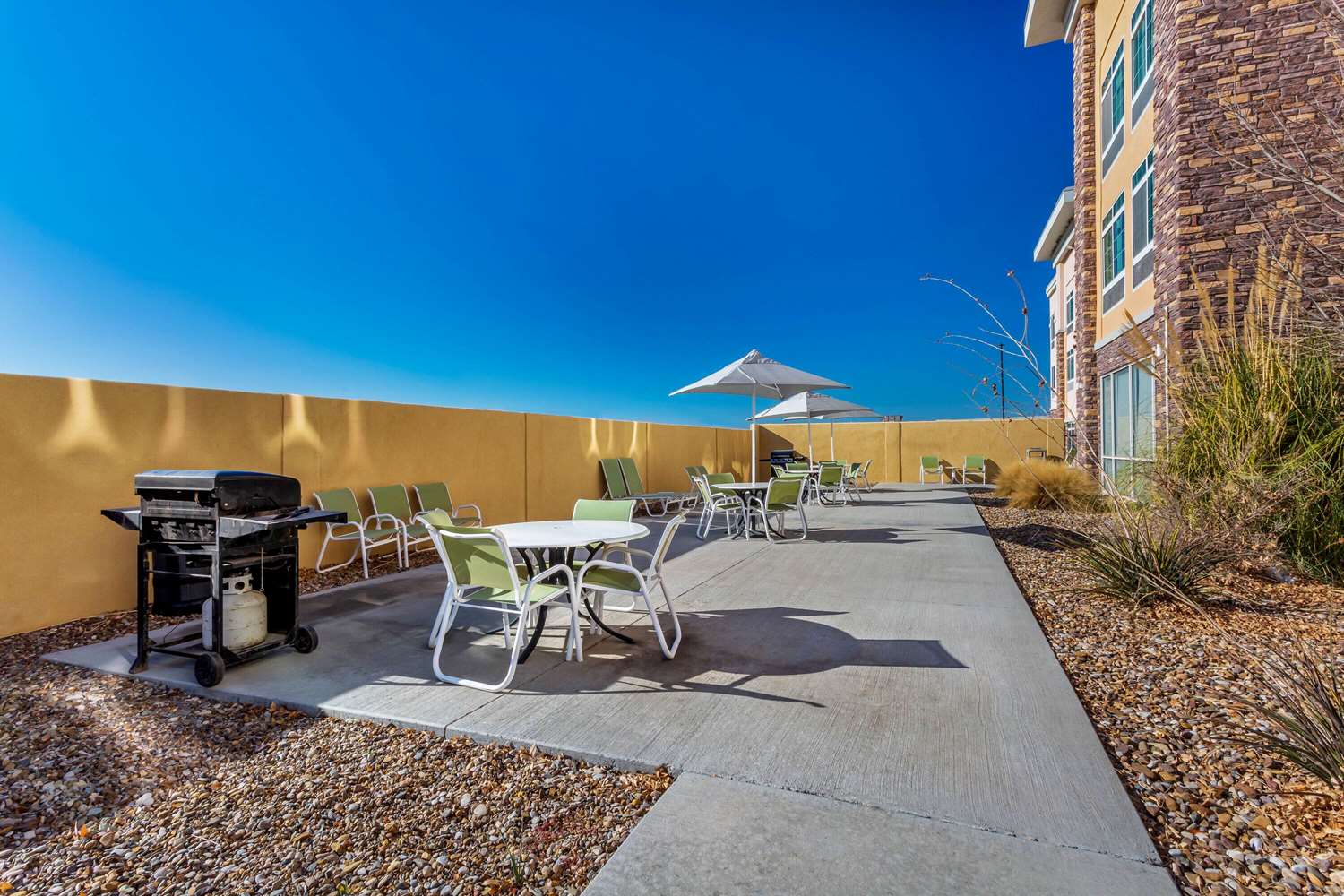 La Quinta Inn & Suites Monahans I20, Exit 79, TX See Discounts