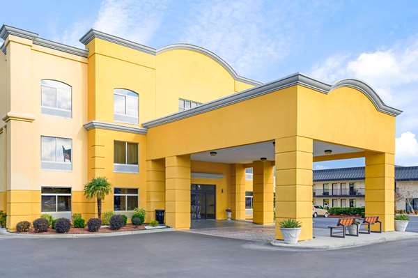 Exterior view - La Quinta Inn & Suites Florence - I-95, Exit 164