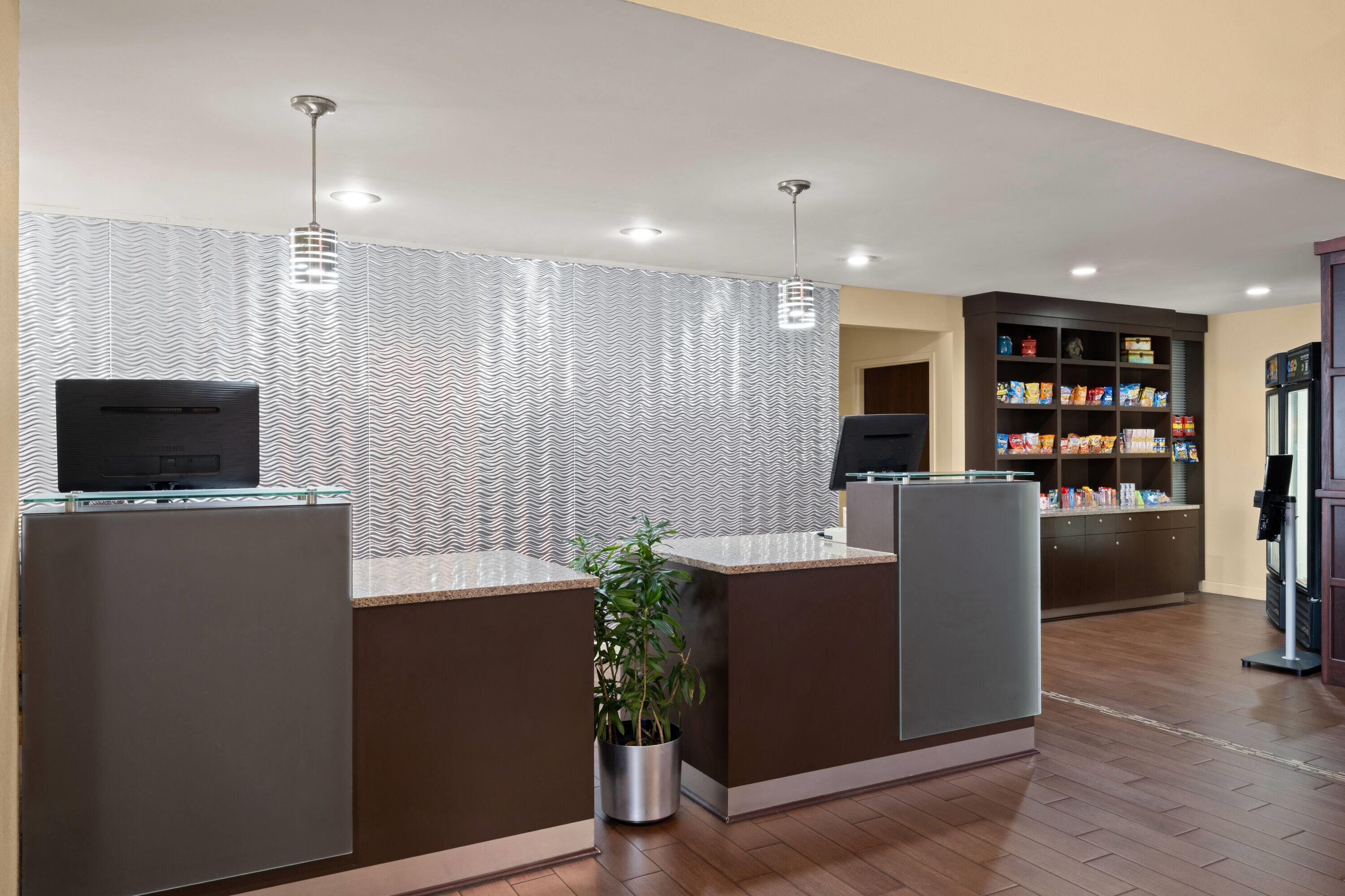 Reception | La Quinta by Wyndham Florence