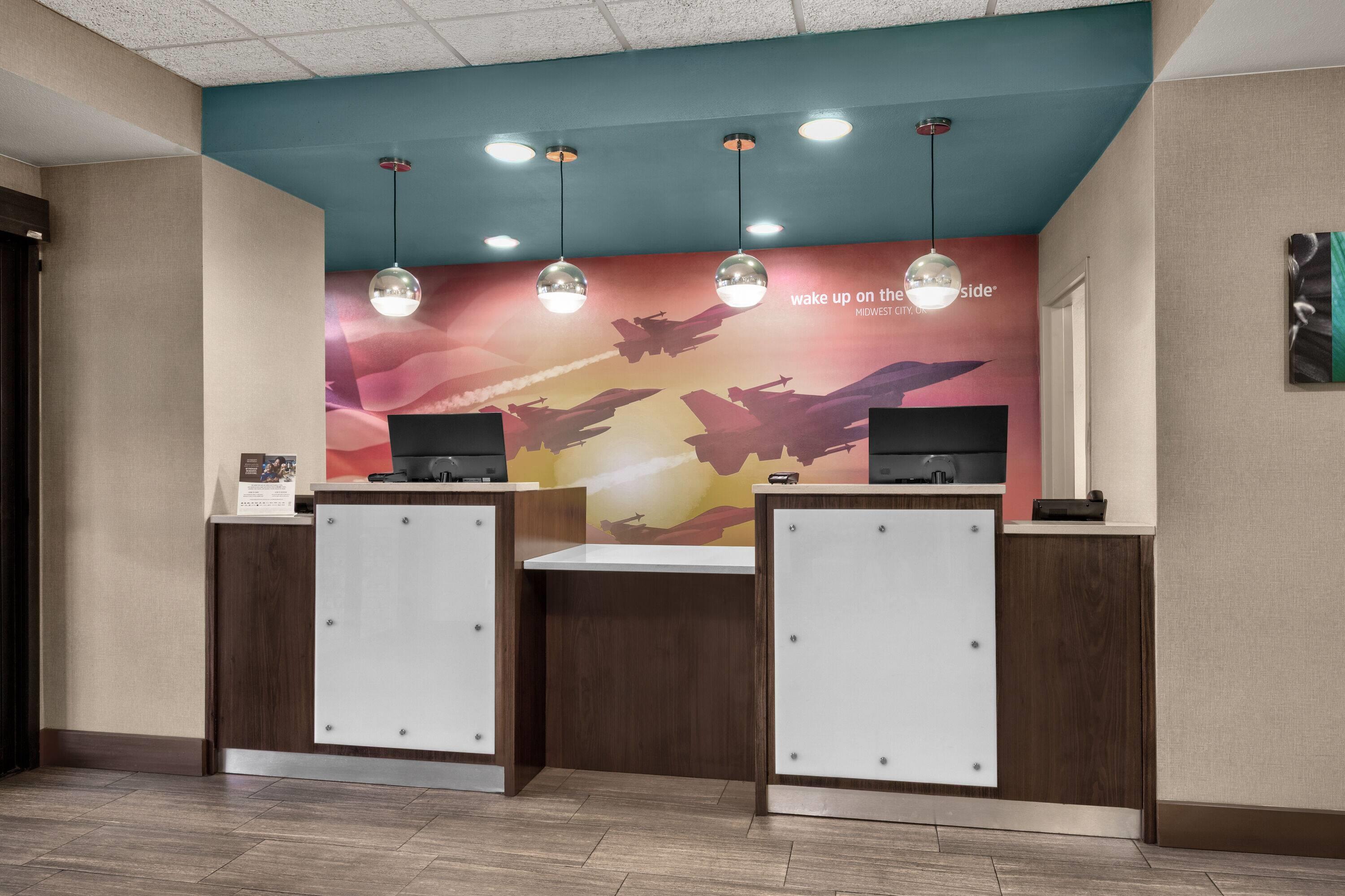 Reception | La Quinta Inn & Suites by Wyndham Midwest City - Tinker AFB